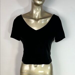 lululemon athletica Black Crop Top